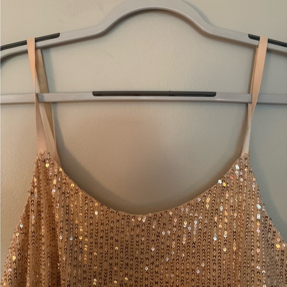 Gold Sequined Shein Dress - Picture 4 of 6